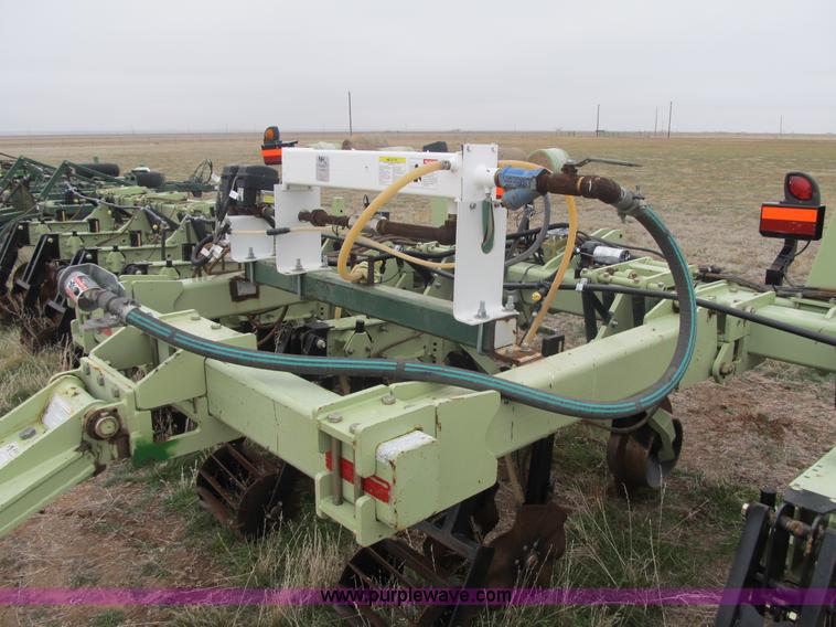 image for item A5213 2010 Orthman 1tRIPr precision strip-tillage system