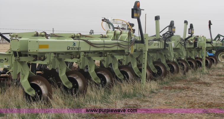 image for item A5213 2010 Orthman 1tRIPr precision strip-tillage system