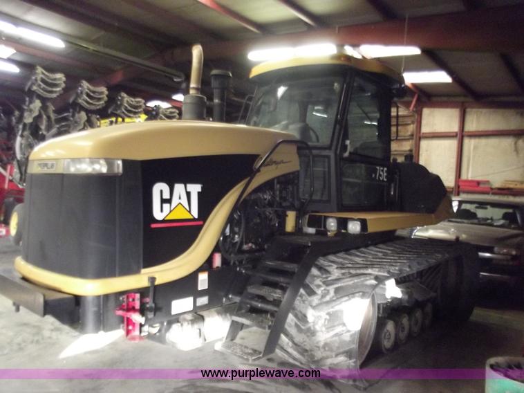 image for item A5340 2000 Caterpillar Challenger 75E tractor