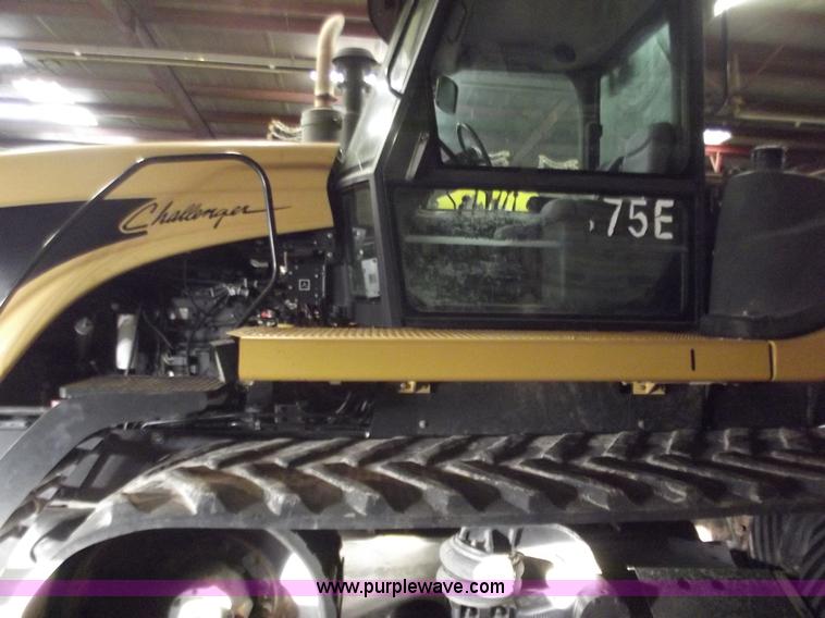 image for item A5340 2000 Caterpillar Challenger 75E tractor