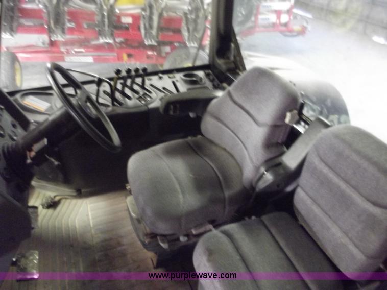 image for item A5340 2000 Caterpillar Challenger 75E tractor