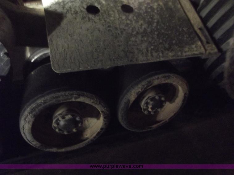 image for item A5340 2000 Caterpillar Challenger 75E tractor