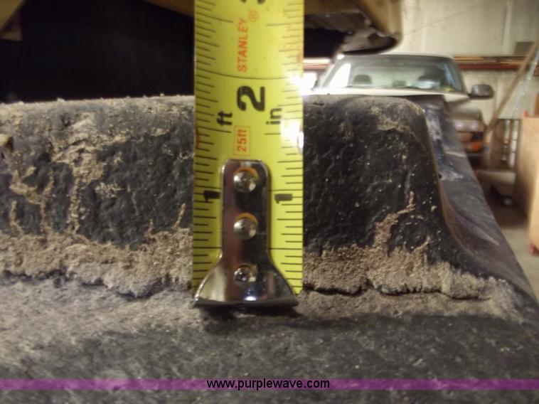 image for item A5340 2000 Caterpillar Challenger 75E tractor