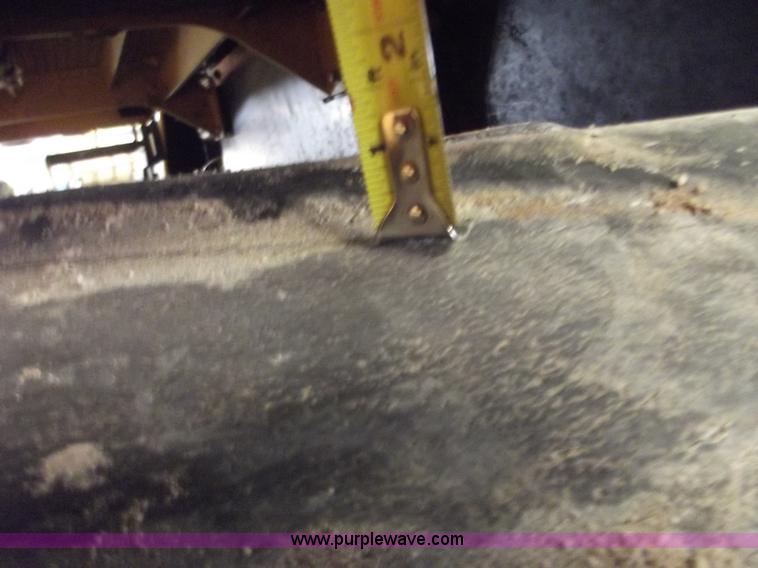 image for item A5340 2000 Caterpillar Challenger 75E tractor