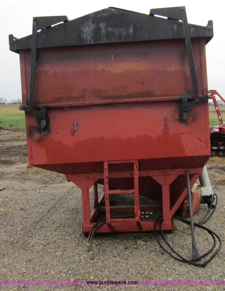 image for item A5682 EZ-Flow seed tender