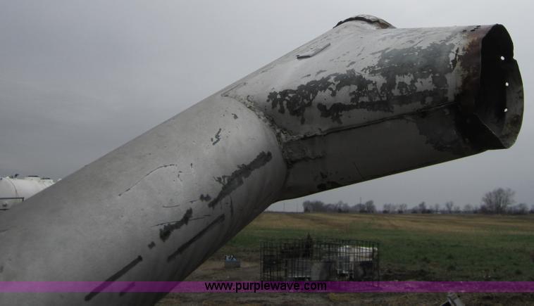 image for item A5682 EZ-Flow seed tender