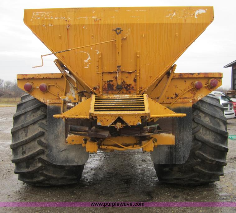 image for item A5684 Rickel Big A 2500 box spreader