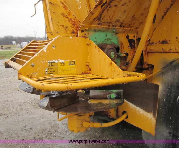 image for item A5684 Rickel Big A 2500 box spreader