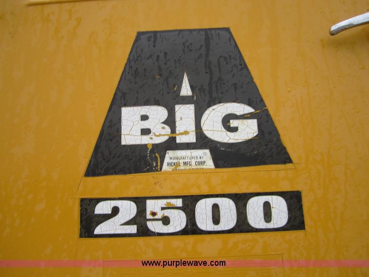 image for item A5684 Rickel Big A 2500 box spreader