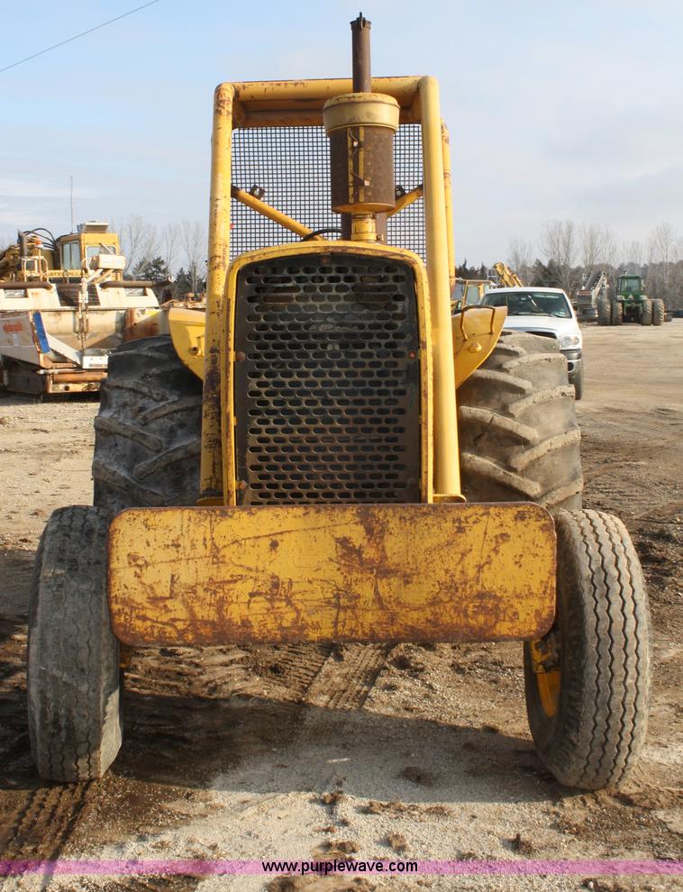 image for item A6580 1964 John Deere 600 tractor