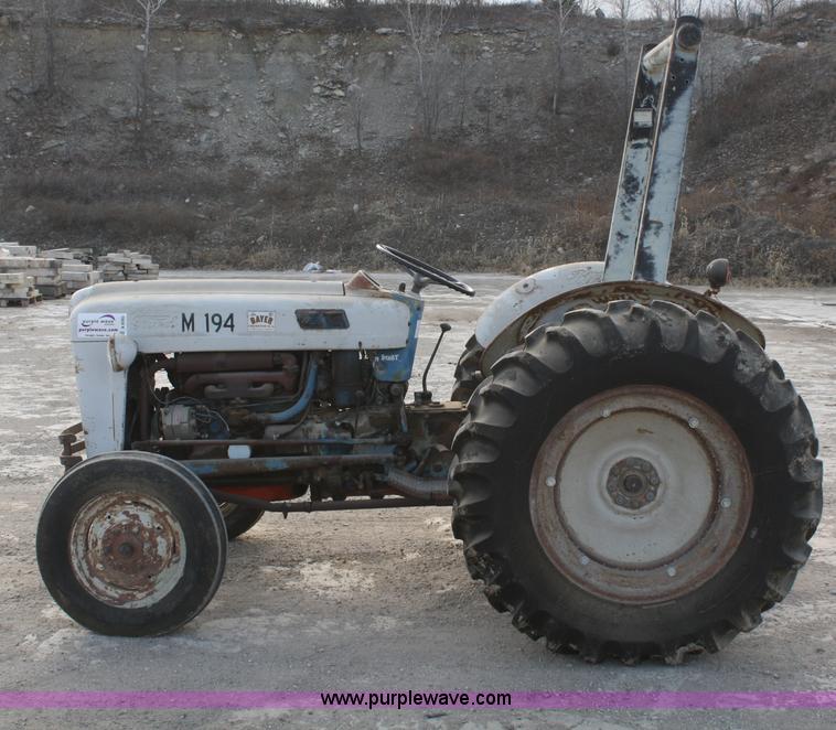 image for item A6582 1952 Ford Jubilee tractor