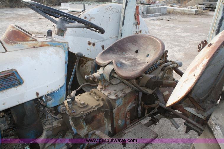 image for item A6582 1952 Ford Jubilee tractor