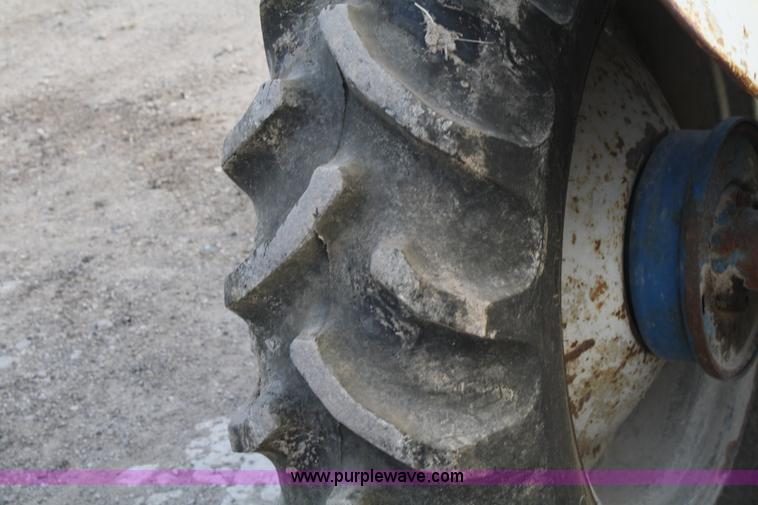 image for item A6582 1952 Ford Jubilee tractor