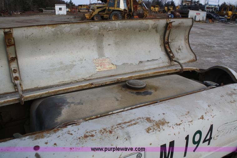 image for item A6582 1952 Ford Jubilee tractor