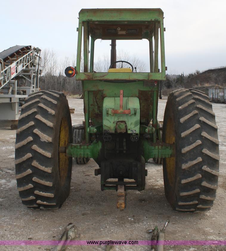 image for item A6584 1969 John Deere 4520 tractor