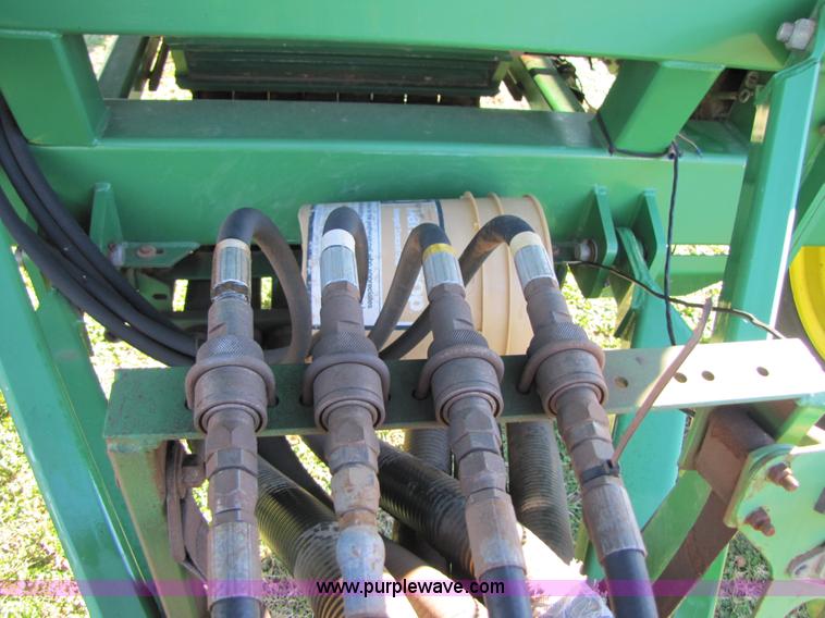 image for item B2138 John Deere 1850 42' air disk drill with John Deere 787 air commodity cart