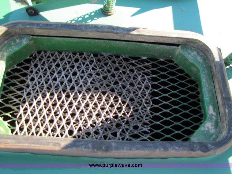 image for item B2138 John Deere 1850 42' air disk drill with John Deere 787 air commodity cart