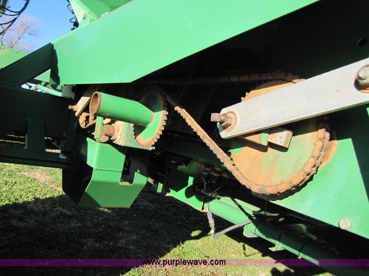 image for item B2138 John Deere 1850 42' air disk drill with John Deere 787 air commodity cart