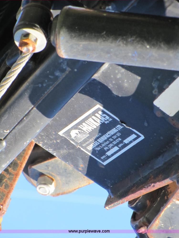 image for item B2138 John Deere 1850 42' air disk drill with John Deere 787 air commodity cart