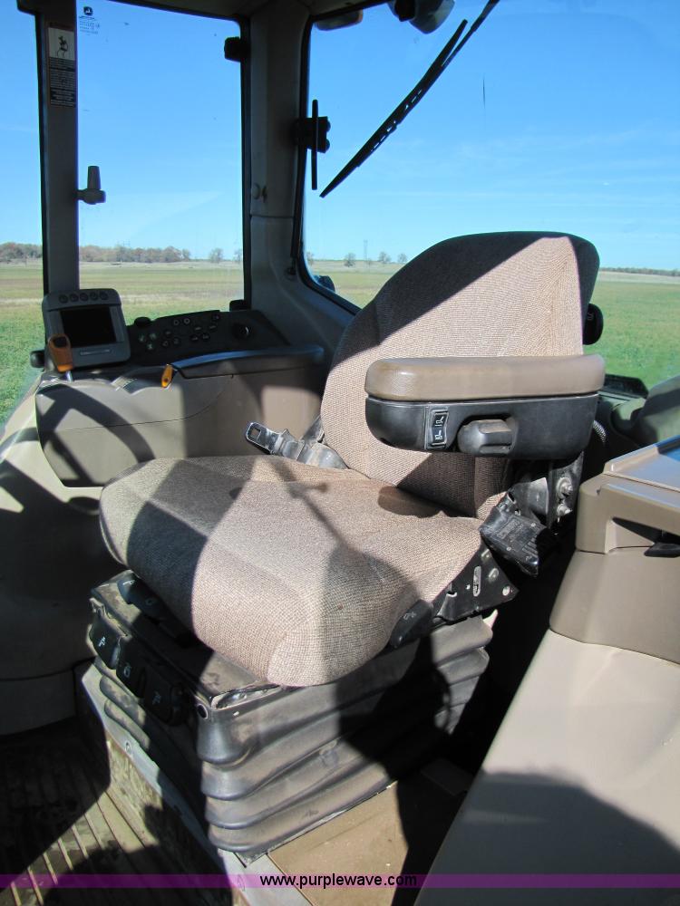 image for item B2139 2009 John Deere 7330 Premium MFWD tractor