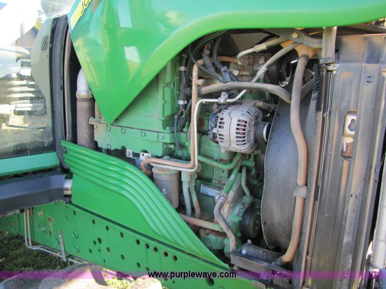 image for item B2139 2009 John Deere 7330 Premium MFWD tractor