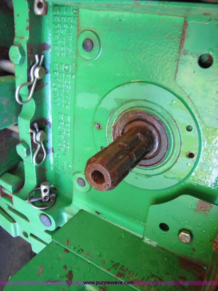 image for item B2139 2009 John Deere 7330 Premium MFWD tractor