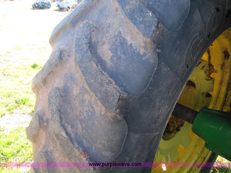 image for item B2139 2009 John Deere 7330 Premium MFWD tractor