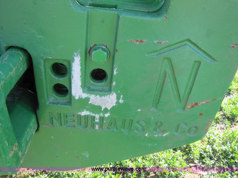 image for item B2139 2009 John Deere 7330 Premium MFWD tractor