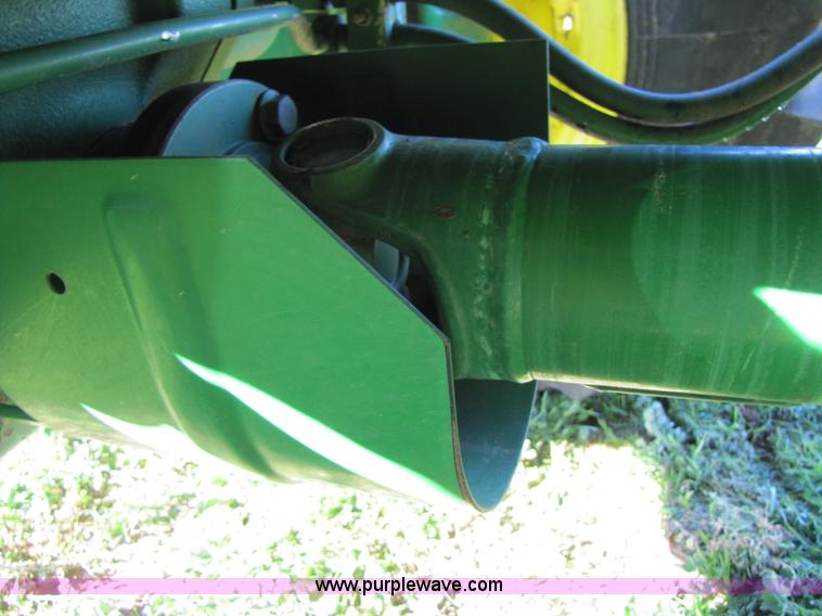 image for item B2139 2009 John Deere 7330 Premium MFWD tractor