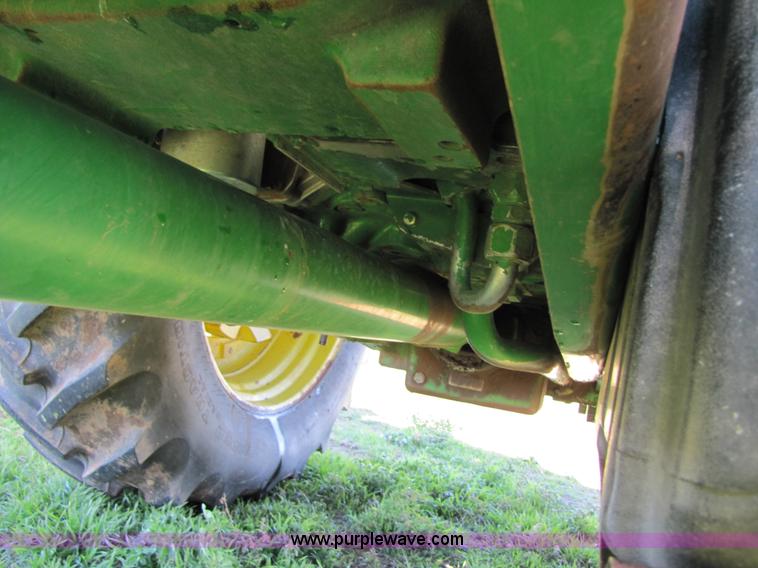 image for item B2139 2009 John Deere 7330 Premium MFWD tractor