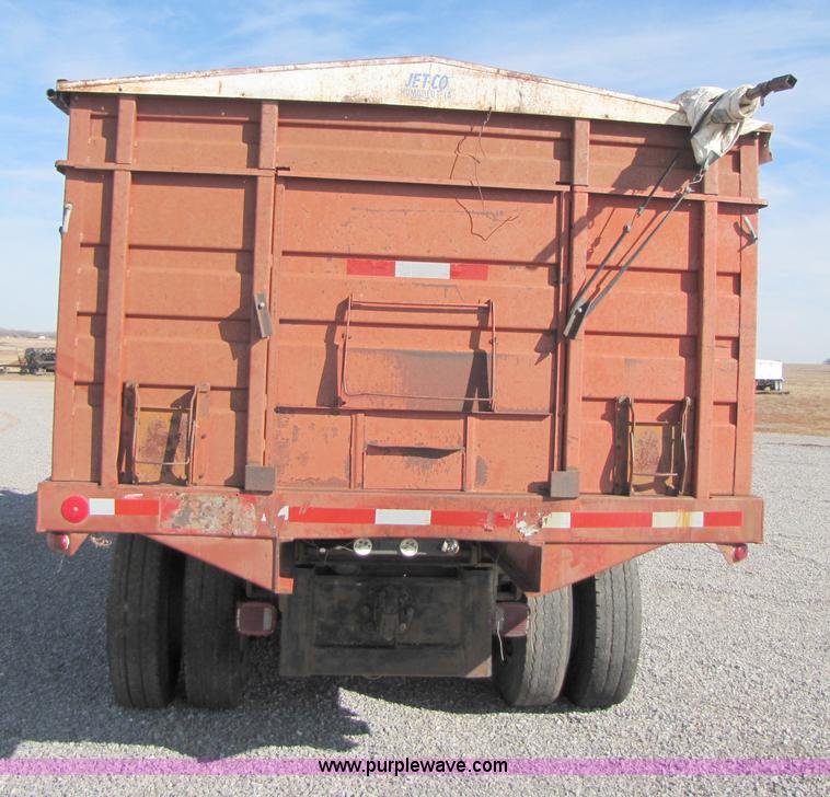 image for item B2144 1976 Chevrolet C65 grain truck