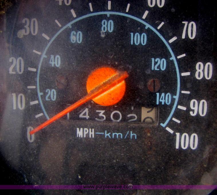 image for item B2144 1976 Chevrolet C65 grain truck