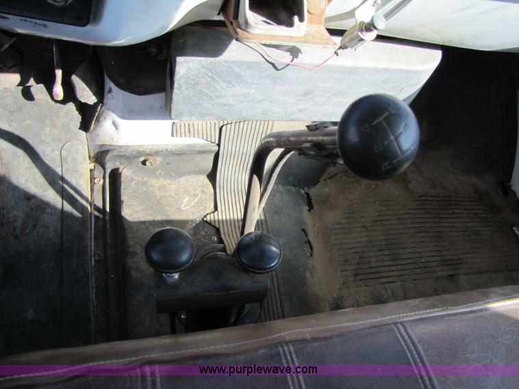 image for item B2144 1976 Chevrolet C65 grain truck