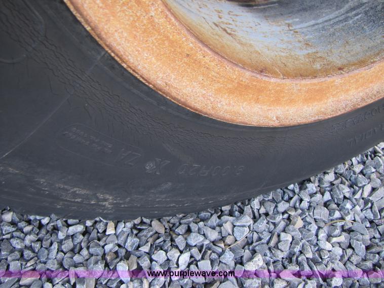 image for item B2144 1976 Chevrolet C65 grain truck