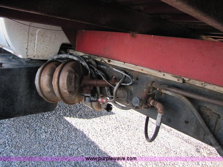 image for item B2144 1976 Chevrolet C65 grain truck