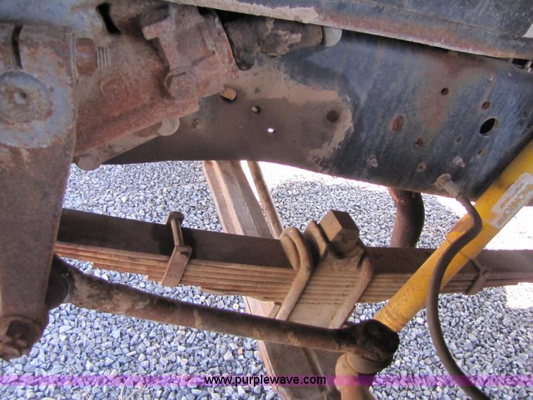 image for item B2144 1976 Chevrolet C65 grain truck