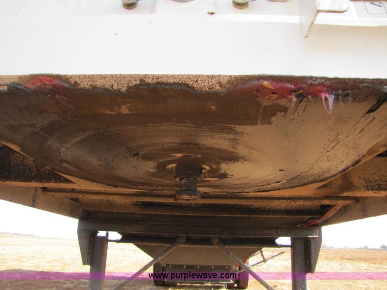 image for item B2145 2011 Travalong 34' dual hopper grain trailer