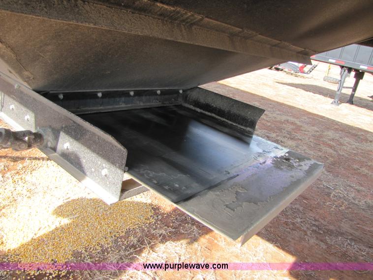 image for item B2145 2011 Travalong 34' dual hopper grain trailer