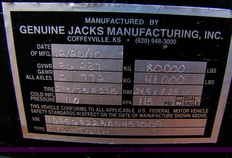 image for item B2146 2010 Genuine 32' dual hopper grain trailer