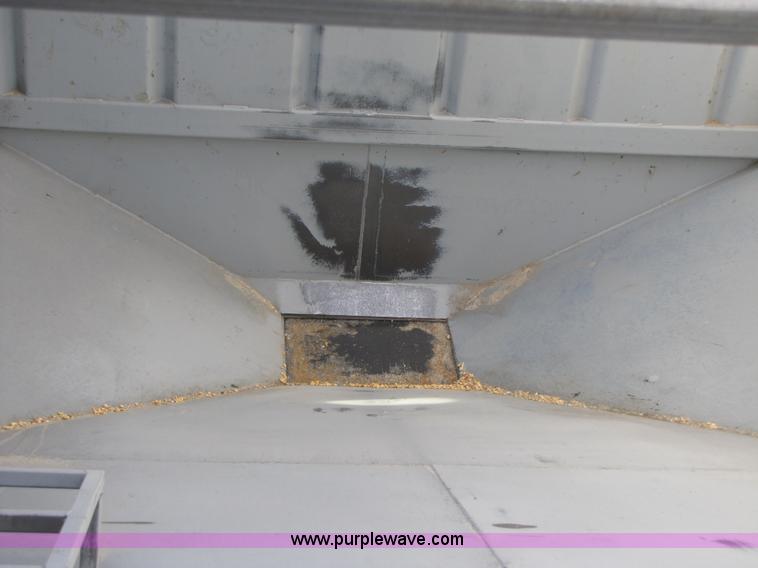 image for item B2146 2010 Genuine 32' dual hopper grain trailer