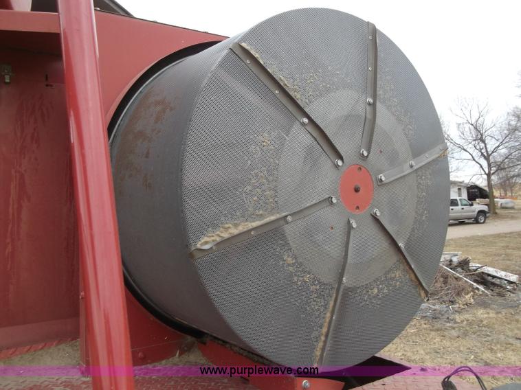 image for item B5075 1995 Case IH 2166 Axial-Flow combine