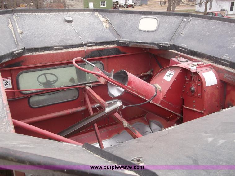 image for item B5075 1995 Case IH 2166 Axial-Flow combine