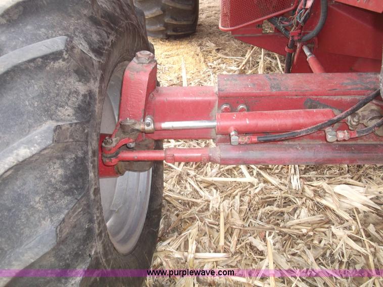 image for item B5075 1995 Case IH 2166 Axial-Flow combine