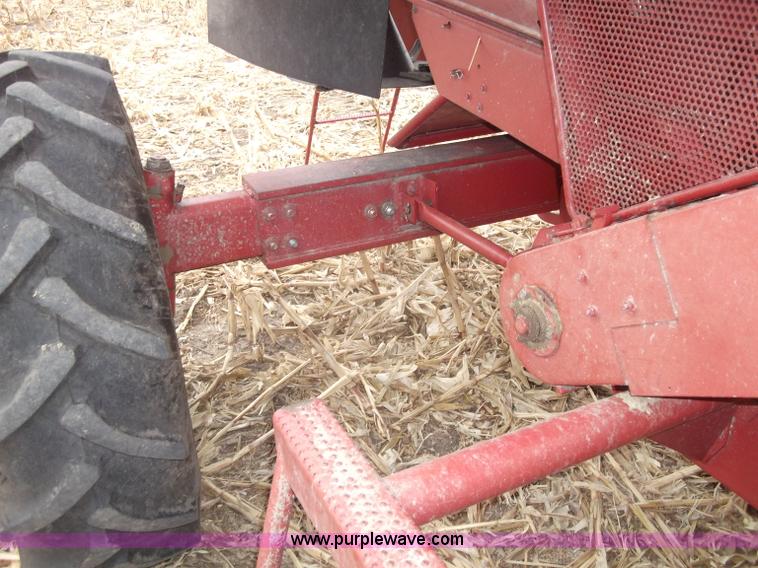 image for item B5075 1995 Case IH 2166 Axial-Flow combine
