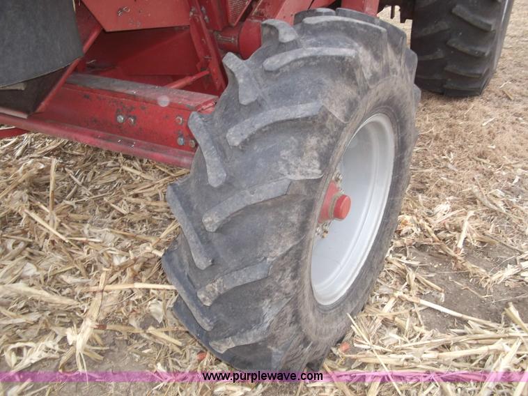 image for item B5075 1995 Case IH 2166 Axial-Flow combine