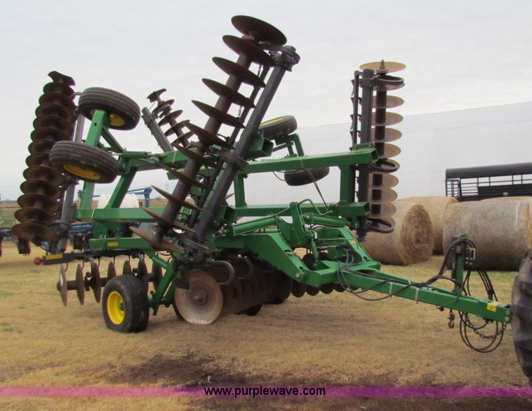 image for item B7038 John Deere 637 rock disk