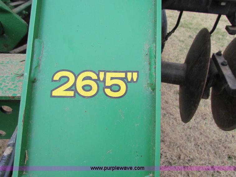 image for item B7038 John Deere 637 rock disk