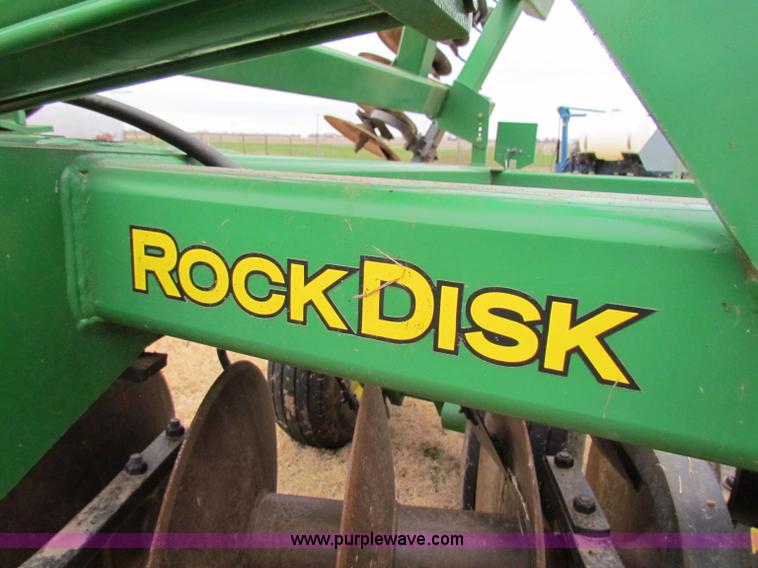 image for item B7038 John Deere 637 rock disk