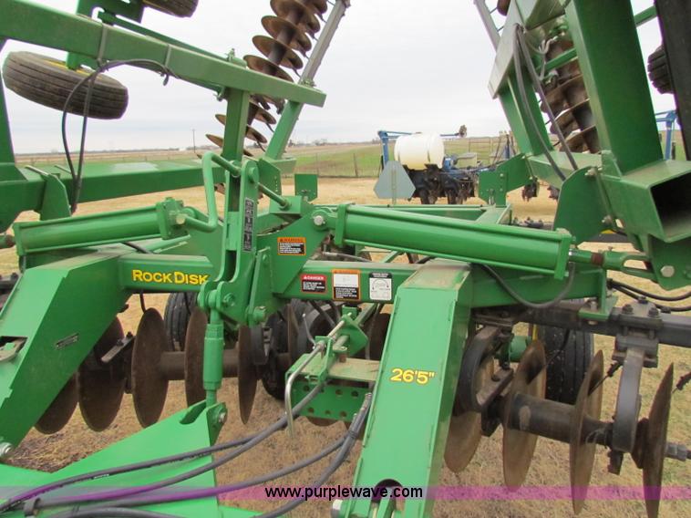 image for item B7038 John Deere 637 rock disk