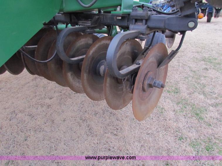 image for item B7038 John Deere 637 rock disk